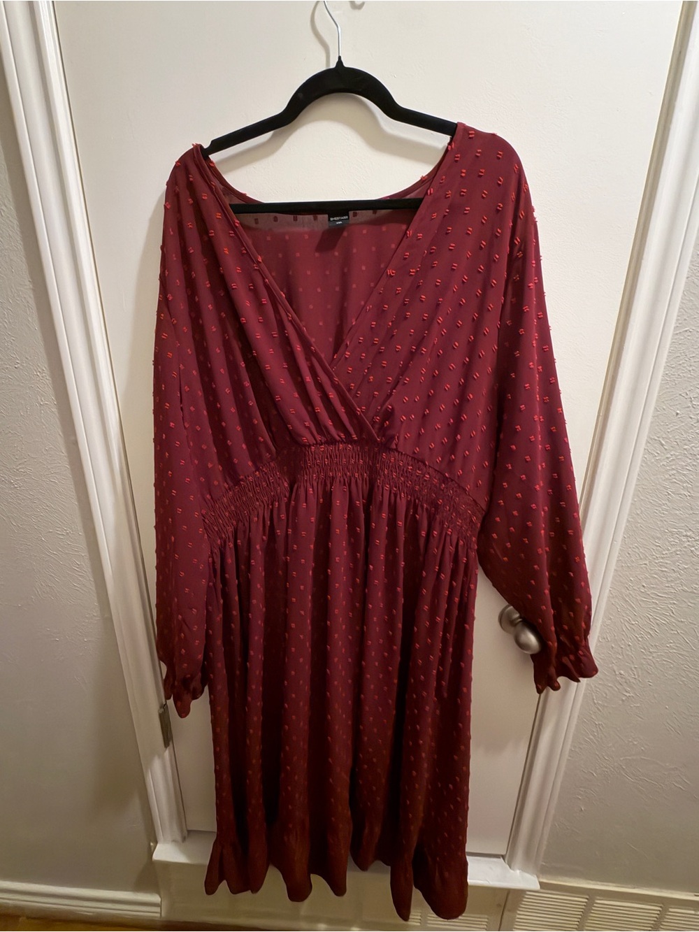 Women’s 4XL Plus Burgundy V-Neck Smocked Waist Dress